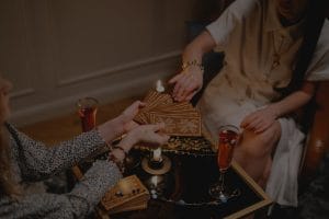 Choosing the Right Feng Shui Crystals-A Guide for Western Homeowners