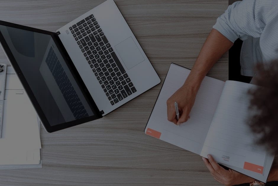 Choosing the Right Feng Shui Items for a Balanced Work Environment