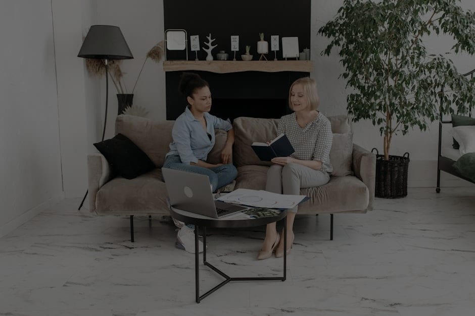 Enhance Your Living Room's Vibe-Feng Shui Decor Ideas