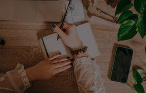 Essential Feng Shui Decor for a Productive and Inspired Workspace