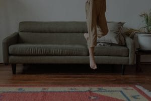 Feng Shui for Small Apartments-Maximizing Space with Energy Ornaments