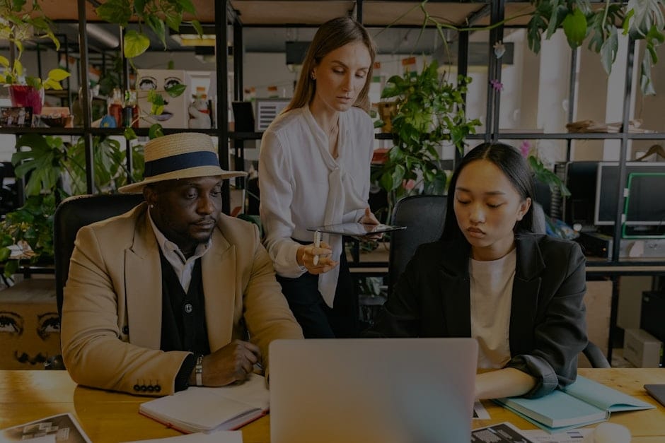 Feng Shui Ornaments for Office Spaces-Attract Success and Focus