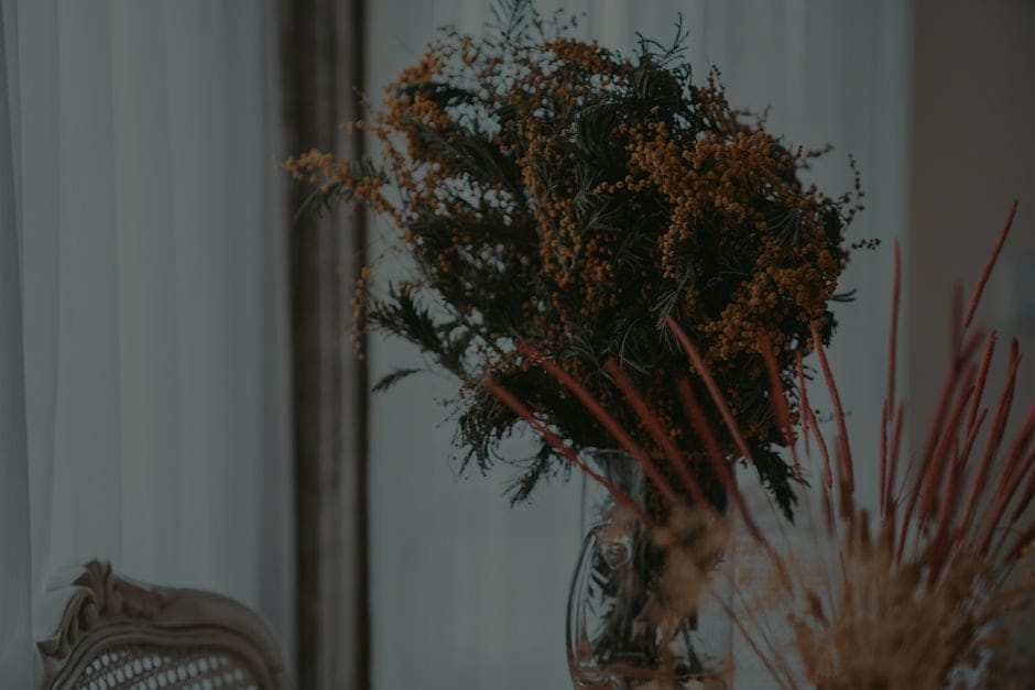 How to Choose Feng Shui Decor for a Balanced and Harmonious Living Room