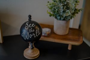 How to Choose the Best Feng Shui Ornaments for Your Home Office