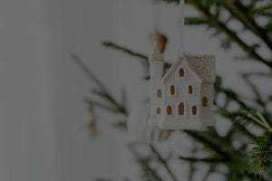 How to Select Feng Shui Ornaments for Seasonal Decor Changes