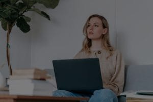 How to Use Feng Shui Ornaments for a Harmonious Workspace