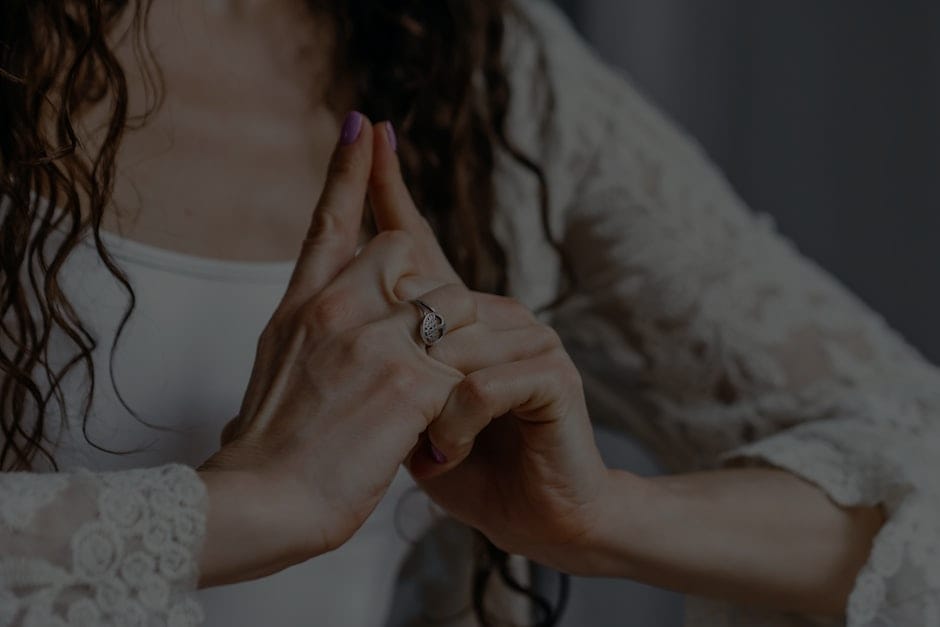 How to Use Feng Shui Ornaments for Stress Relief and Calmness