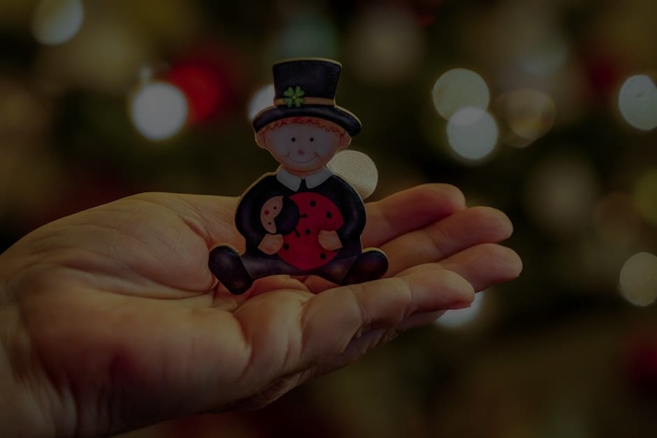 Incorporating Feng Shui into Your Holiday Decor for Positive Vibes