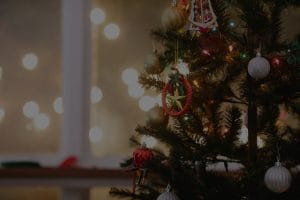 Incorporating Feng Shui Ornaments into Your Holiday Decor for Good Fortune
