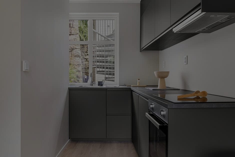 Practical Feng Shui Tips for Small Apartments-Maximizing Space and Energy
