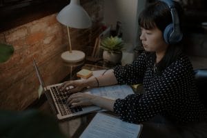 Practical Feng Shui Tips-Using Ornaments to Improve Your Financial Flow