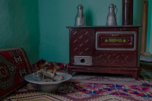 Revitalize Your Living Room-Feng Shui Decor Ideas for Energy and Comfort