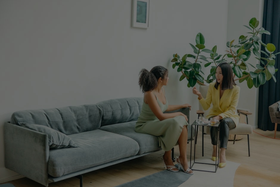 Revitalize Your Living Room-Feng Shui Decor Ideas for Social Spaces
