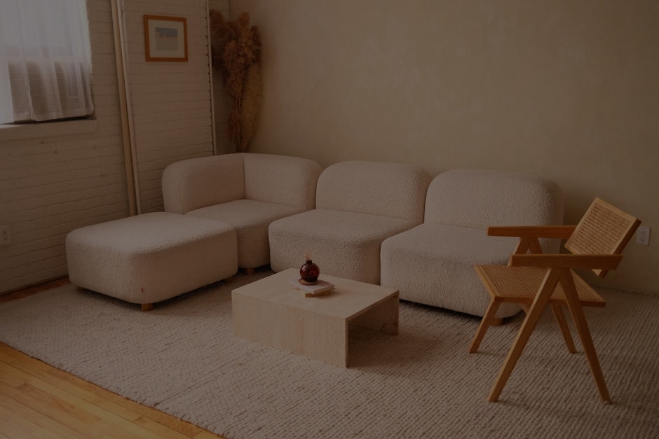 Revitalize Your Living Room-Feng Shui Ornaments for a Cozy and Inviting Atmosphere