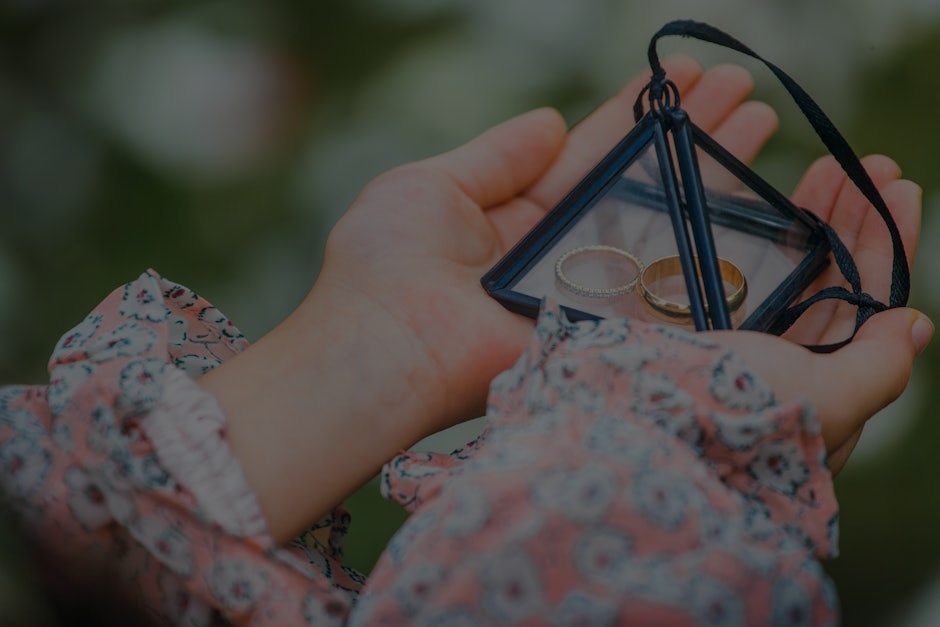 The Best Feng Shui Ornaments for Attracting Love and Romance