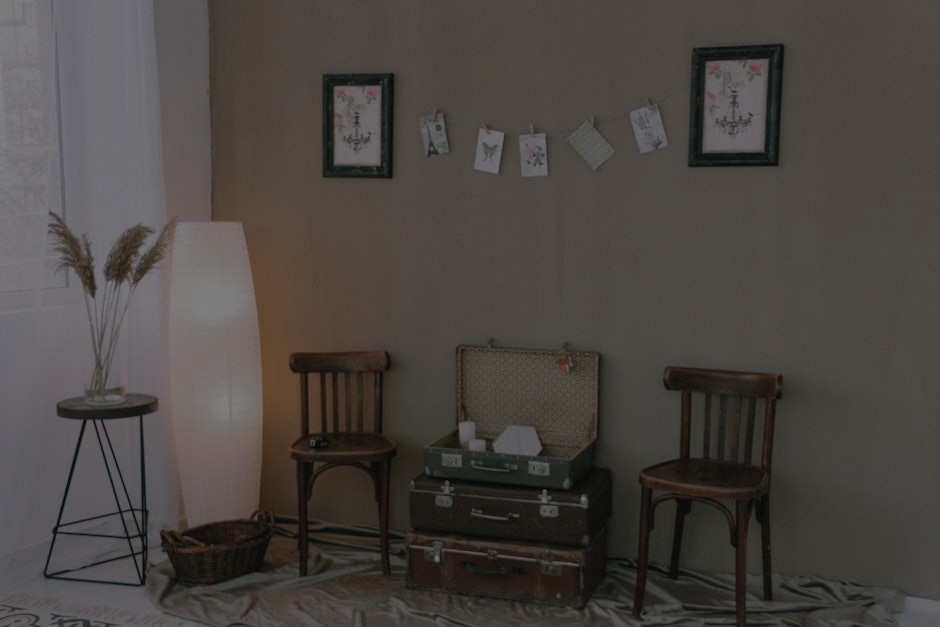 The Best Feng Shui Ornaments for Attracting Wealth in Your Living Room