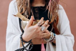 Read more about the article A Guide to Feng Shui Crystals-Harnessing Energy for Positive Change