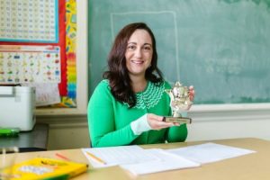 Read more about the article Achieve Career Success-Feng Shui Ornaments to Enhance Professional Growth