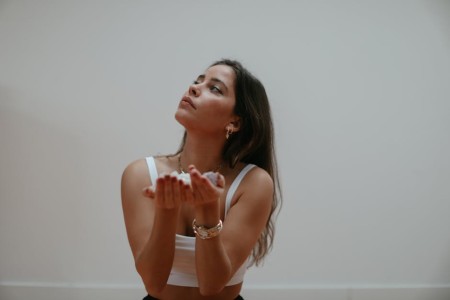 You are currently viewing Achieve Inner Peace-How to Use Feng Shui Energy Ornaments for Meditation