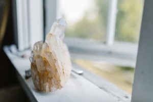 Read more about the article Attract Abundance-How to Use Feng Shui Energy Ornaments for Wealth