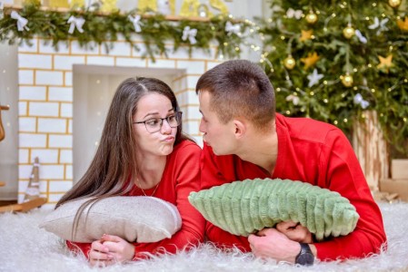You are currently viewing Attract Love and Relationships-Essential Feng Shui Ornaments for Singles and Couples