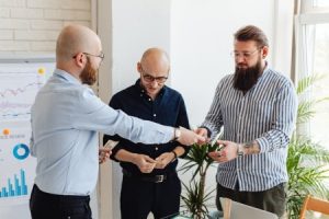 Read more about the article Attract Wealth and Prosperity-Essential Feng Shui Items for Your Office