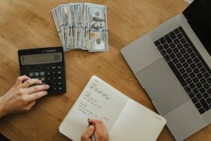 Read more about the article Attract Wealth and Prosperity-Feng Shui Ornaments for Your Workspace