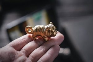 Read more about the article Attracting Abundance-Feng Shui Ornaments for Prosperity and Wealth