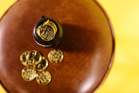 You are currently viewing Attracting Abundance-How to Use Feng Shui Energy Ornaments for Financial Prosperity