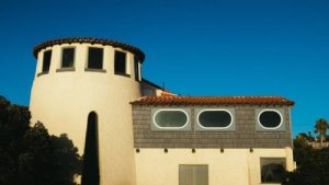 Read more about the article Boost Your Energy-Essential Feng Shui Items for a Balanced Home Environment