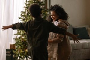 Read more about the article Boost Your Family Harmony-Essential Feng Shui Ornaments for Your Living Room