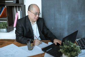 Read more about the article Boost Your Productivity-Feng Shui Tips with Energy Ornaments for Your Home Office