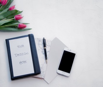 You are currently viewing Boost Your Productivity-How Feng Shui Energy Ornaments Enhance Your Workspace