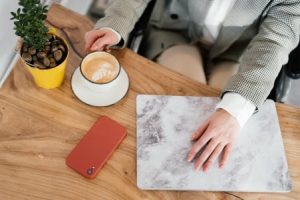 Read more about the article Boost Your Work Productivity-Feng Shui Items for a Harmonious Office Space