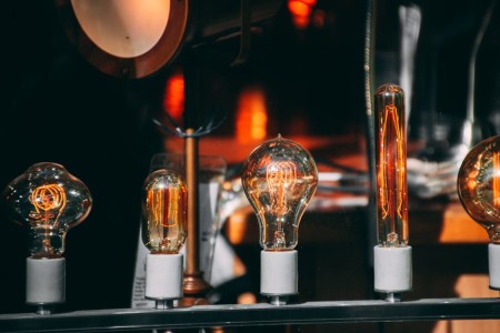 You are currently viewing Choosing Energy Ornaments for Specific Areas of Your Home-A Guide