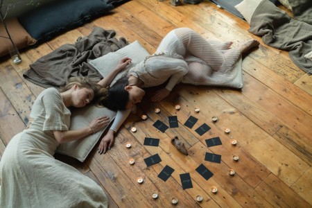 You are currently viewing Choosing the Right Crystals-Feng Shui Energy Boosters for Your Space