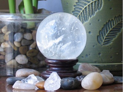 You are currently viewing Choosing the Right Energy Ornaments for Your Garden-Feng Shui Tips