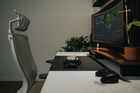 You are currently viewing Choosing the Right Energy Ornaments for Your Office-Boost Productivity and Focus