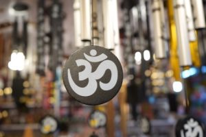 Read more about the article Choosing the Right Feng Shui Energy Ornament for Your Bedroom-A Guide