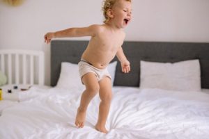 Read more about the article Choosing the Right Feng Shui Energy Ornaments for Your Bedroom-Sleep Better Tonight