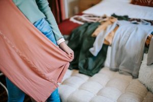 Read more about the article Choosing the Right Feng Shui Ornaments for Your Bedroom-A Complete Guide