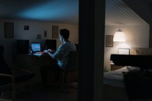 Read more about the article Create a Calm Sanctuary-Best Feng Shui Decor for Your Bedroom