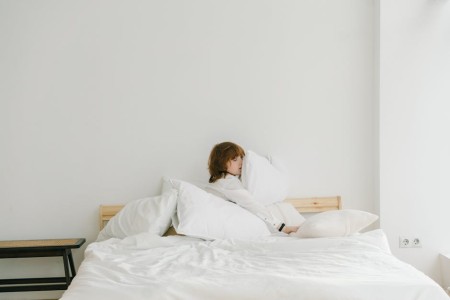 You are currently viewing Create a Calming Bedroom-Feng Shui Tips for a Peaceful Retreat