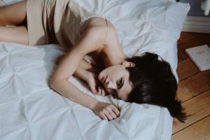 Read more about the article Create a Peaceful Bedroom-Feng Shui Energy Ornaments for Restful Sleep