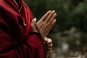 Read more about the article Create a Zen Environment-Feng Shui Tips for Meditation Spaces