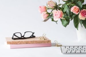 Read more about the article Create Harmony in Your Office-Feng Shui Tips for a Productive Workspace
