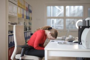 Read more about the article Creating a Balanced Workspace-Feng Shui Items for Increased Productivity
