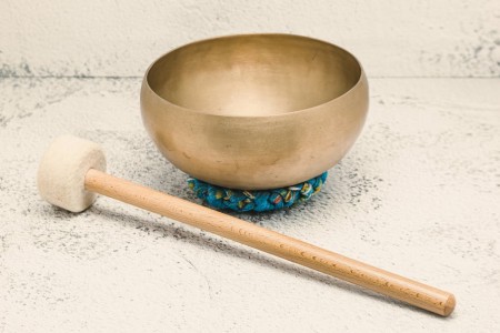 You are currently viewing Creating a Balanced Workspace-Feng Shui Tips with Energy Ornaments