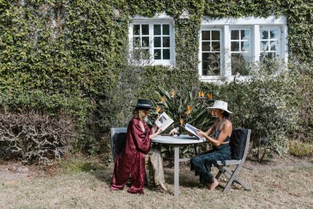 You are currently viewing Creating a Family-Friendly Home with Feng Shui Energy Ornaments