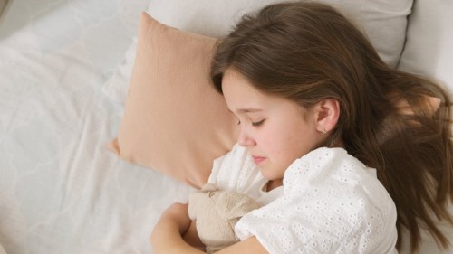 You are currently viewing Creating a Peaceful Bedroom-Best Feng Shui Ornaments for Restful Sleep